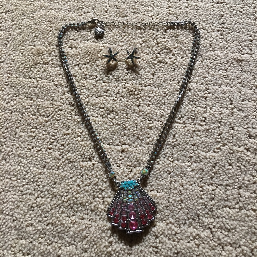 Betsey Johnson Seashell Necklace & Other Earrings Set
